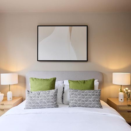 The Twickenham Wonder - Lovely 1Bdr Flat With Parking Dış mekan fotoğraf