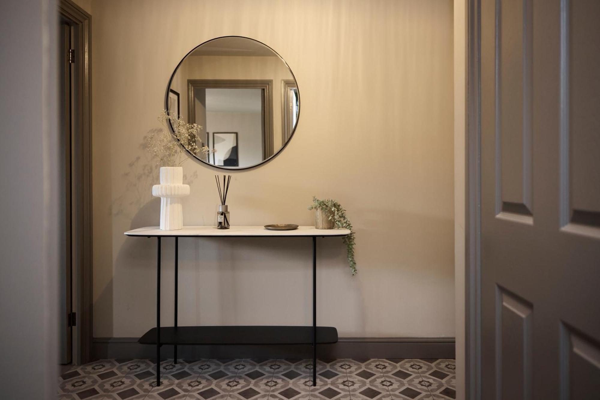 The Twickenham Wonder - Lovely 1Bdr Flat With Parking Dış mekan fotoğraf