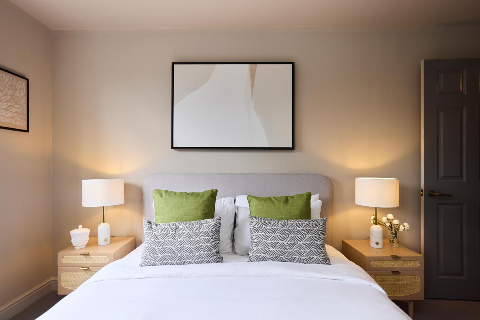 The Twickenham Wonder - Lovely 1Bdr Flat With Parking Dış mekan fotoğraf